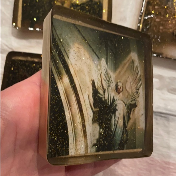 ❌SOLD❌ Gold theme decorative tray - Picture 8 of 8